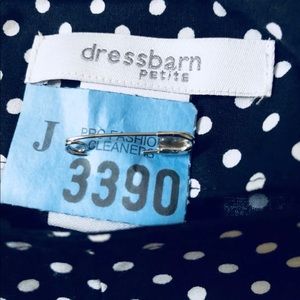 Dress Barn Skirts - β‘οΈπ» Host Pick π»β‘οΈ NWOT Dress Barn Skirt Dress Barn Skirts - β‘οΈπ» Host Pick π»β‘οΈ NWOT Dress Barn Skirt